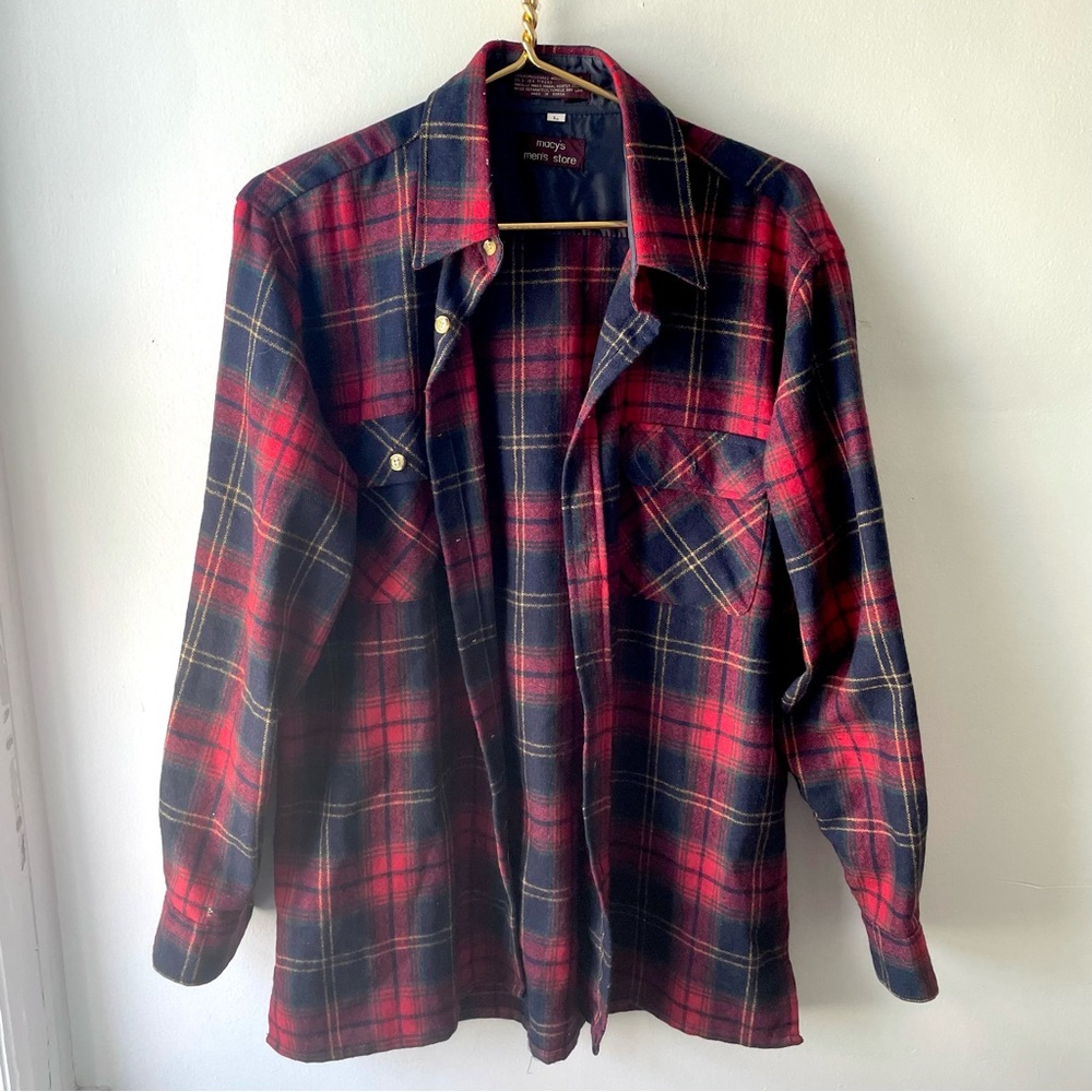 Vintage 1960s Macy’s Men’s Wool Plaid Flannel Button Down Shirt Red Navy Blue